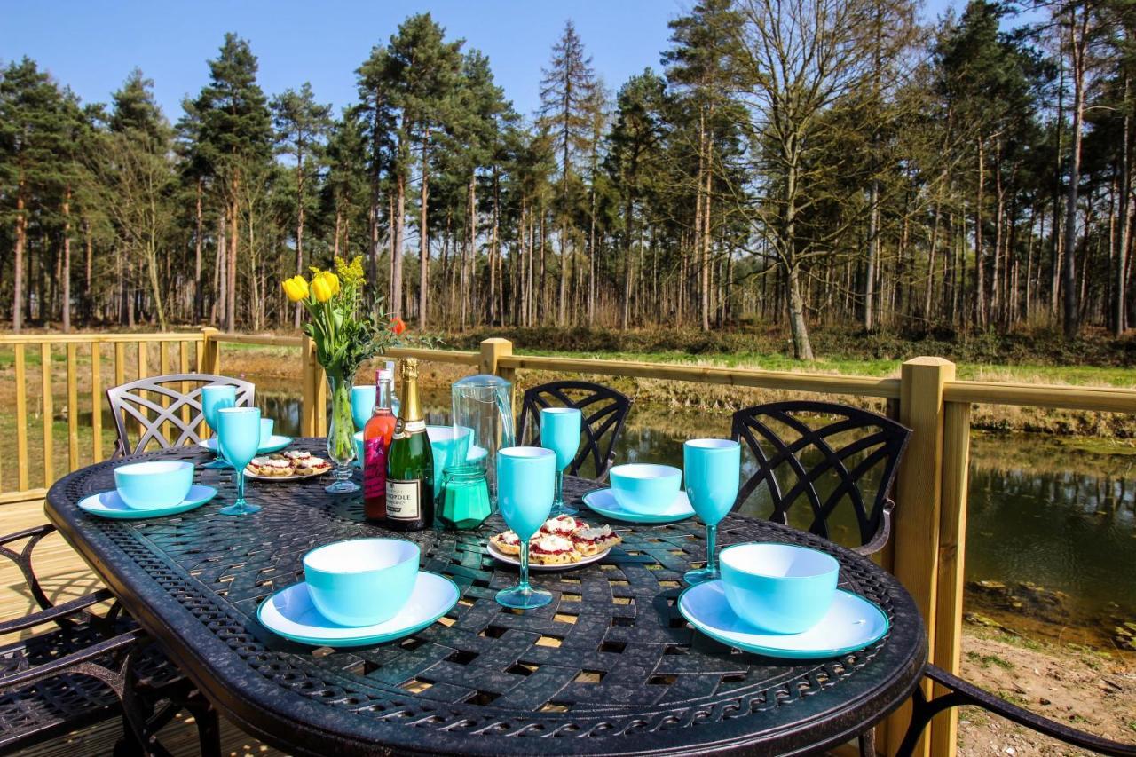 Hollicarrs - Stag Lodge Йорк Номер фото